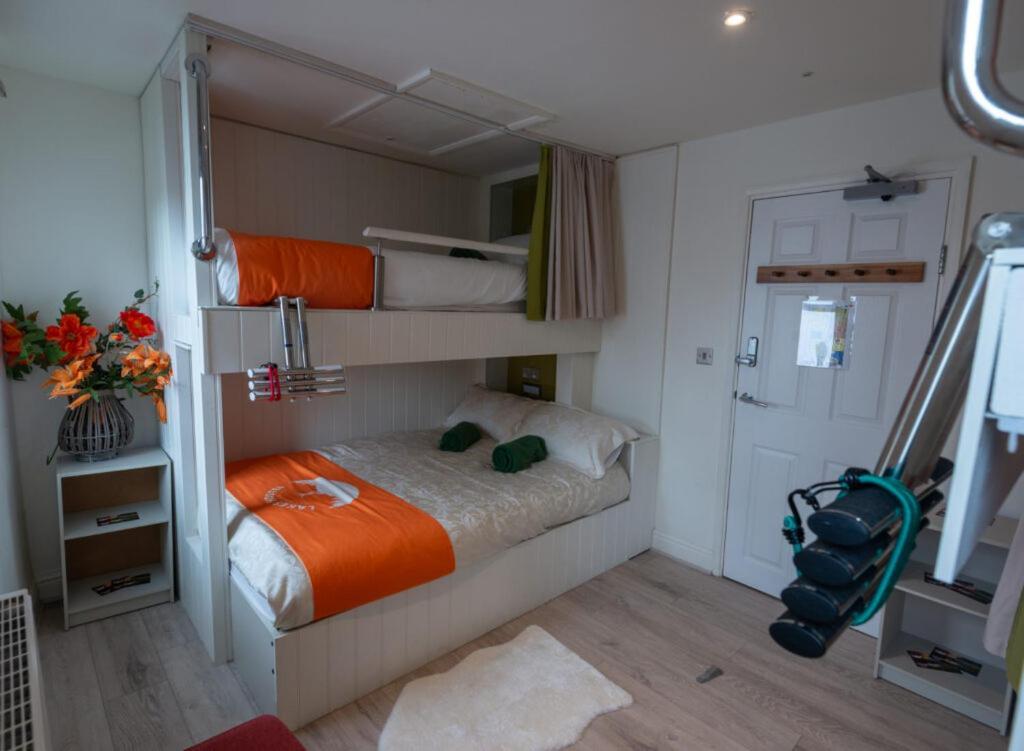 Lakes Boutique Hostel Apartment Уиндермир Экстерьер фото